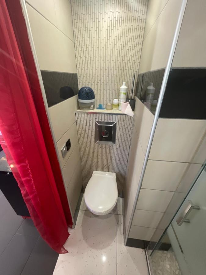 Zekri Apartment Ливри-Гаргон Екстериор снимка