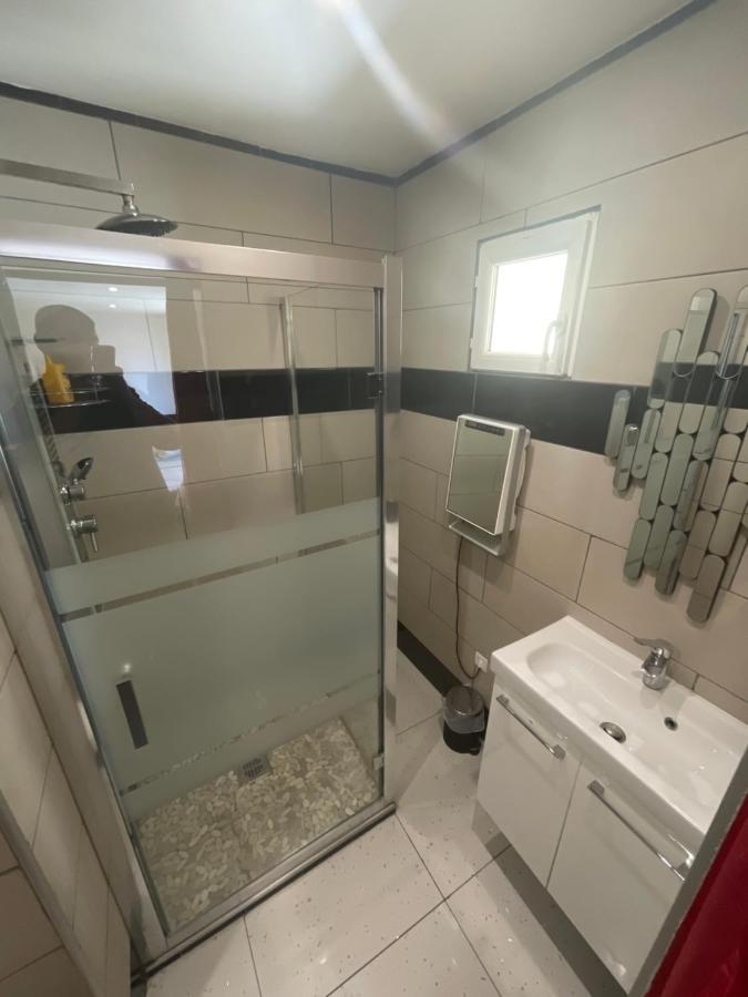 Zekri Apartment Ливри-Гаргон Екстериор снимка